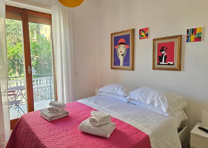 Lägenhet Marano - Bright 3 Bedrooms In The Center