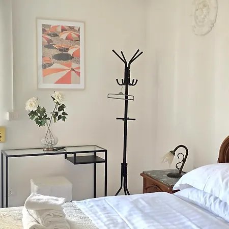 Lägenhet Marano - Bright 3 Bedrooms In The Center *