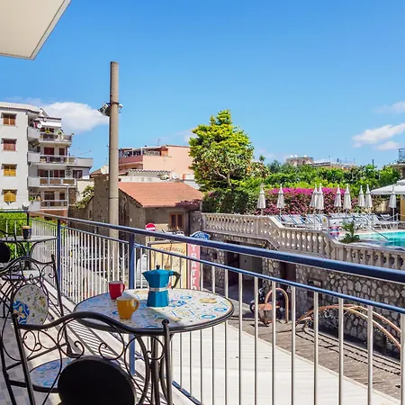 Marano - Bright 3 Bedrooms In The Center *