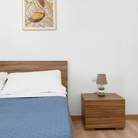 Marano - Bright 3 Bedrooms In The Center شقة *