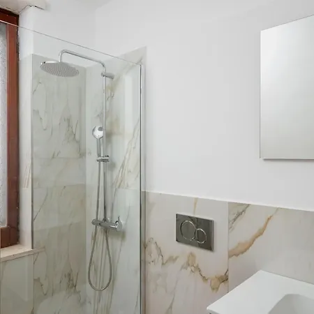 شقة Marano - Bright 3 Bedrooms In The Center