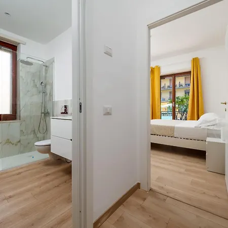 Marano - Bright 3 Bedrooms In The Center * سورينتو