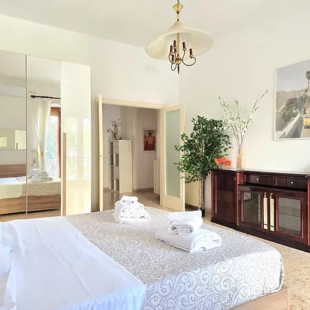 Marano - Bright 3 Bedrooms In The Center